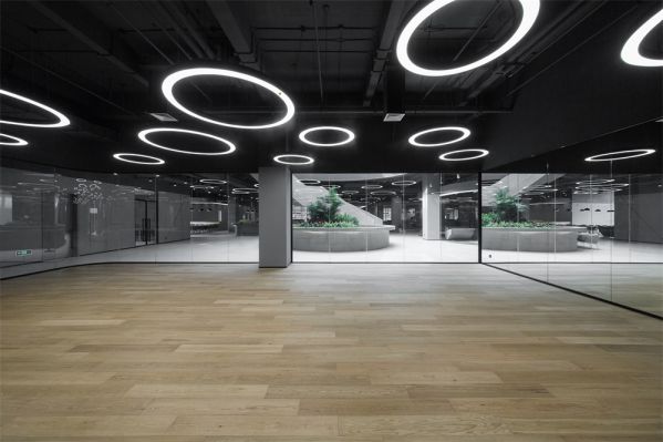 汽車生產(chǎn)基地辦公室設(shè)計的全新辦公生活方式